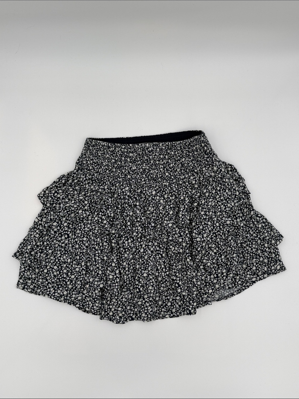 Hollister ruffle skirt with undershorts XS